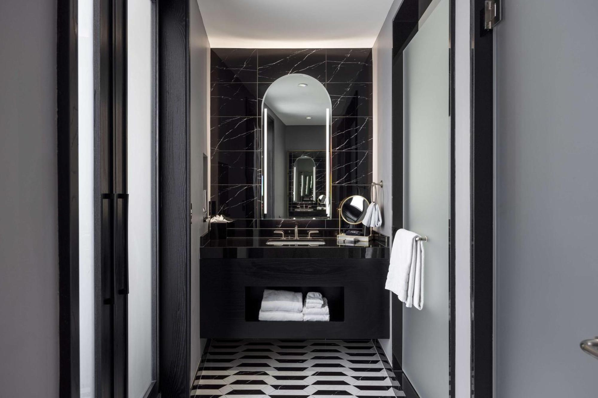 Daxton Hotel Birmingham, Curio Collection By Hilton 외부 사진